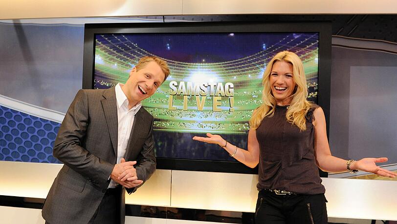 Das neue Moderatoren-Duo für die Show „Samstag Live!“ beim Bezahlsender Sky: Oliver Pocher (l.) und Jessica Kastrop Das neue Moderatoren-Duo für die Show „Samstag Live!“ beim Bezahlsender Sky: Oliver Pocher (l.) und Jessica Kastrop