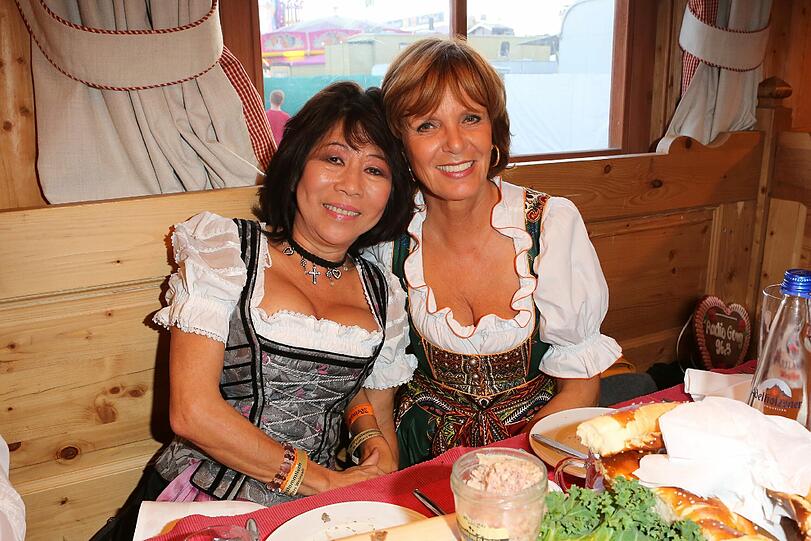 Soo Leng Kuchenreuther und Ulrike Kriener