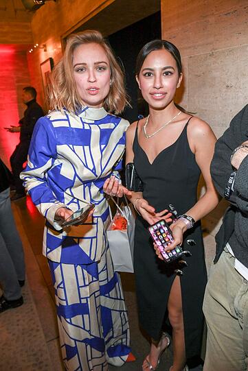 Caro Cult (l.) mit Gizem Emre.