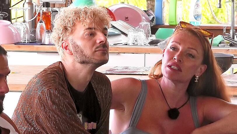 Wer verkauft wen? Sam Dylan und Georgina Fleur im "Kampf der RealityAllstars". Wer verkauft wen? Sam Dylan und Georgina Fleur im "Kampf der RealityAllstars".