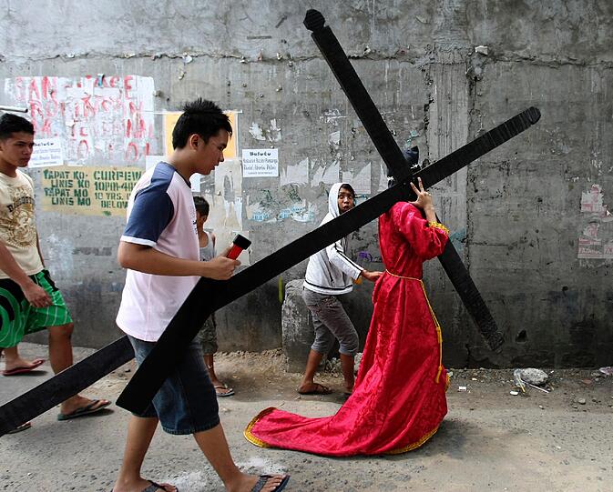 Die Bilder von den blutigen Passionsspielen auf den Philippinen.