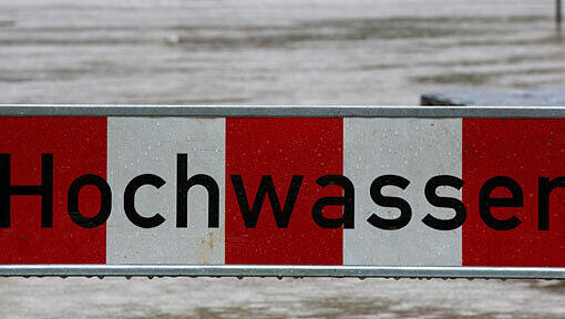 Hochwasser-Schild Hochwasser-Schild