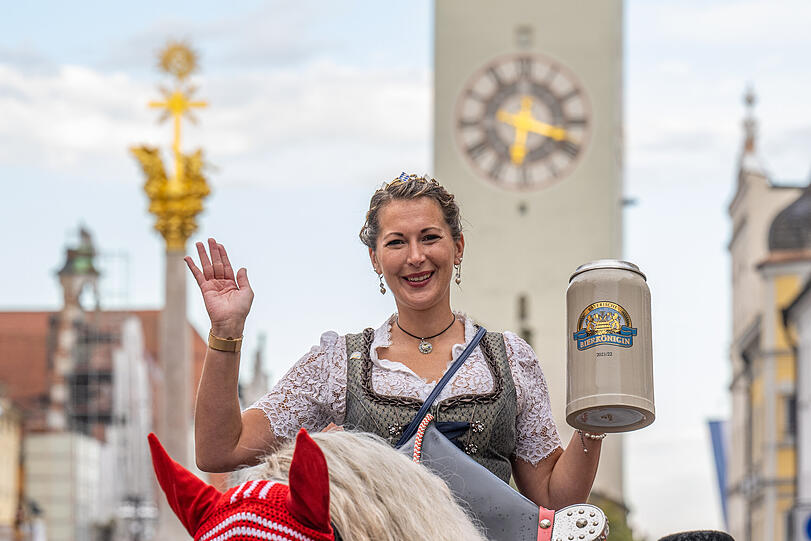 Die bayerische Bierkönigin Sarah Jäger.