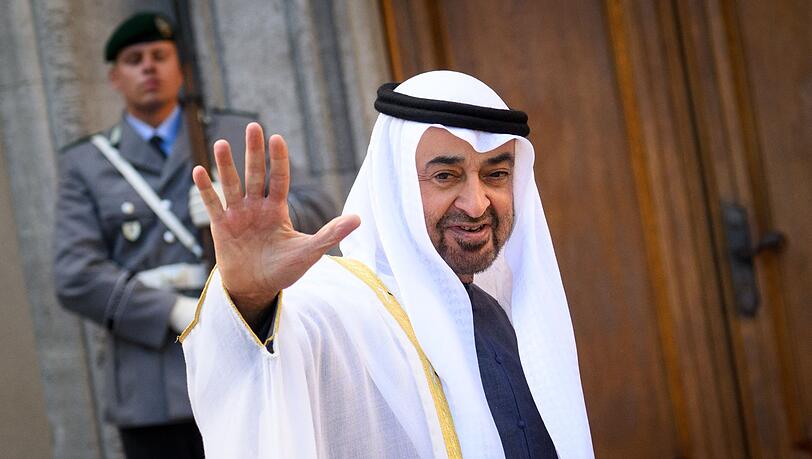 Erstmal absolviert ein Präsident der Vereinigten Arabischen Emirate einen Staatsbesuch in Deutschland Erstmal absolviert ein Präsident der Vereinigten Arabischen Emirate einen Staatsbesuch in Deutschland