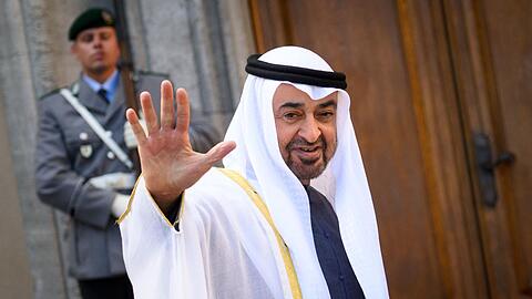 Erstmal absolviert ein Pr&auml;sident der Vereinigten Arabischen Emirate einen Staatsbesuch in Deutschland