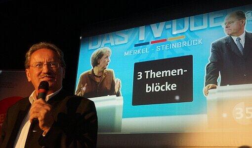 OB Christian Ude bei der Übertragung des TV-Duells in die SPD-Zentrale am Oberanger.