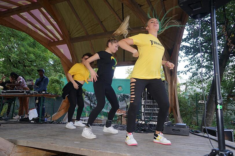 Traumhaftes Wetter, tolle Shows und leckeres Essen sorgten am Samstag für beste Stimmung beim Stadtteilfest "Ois Giasing" - die Bilder.