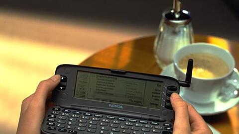 Vor 25 Jahren kam mit dem Nokia Communicator 9000 das erste Smartphone auf den Markt.