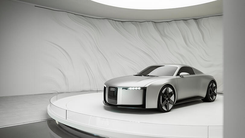Die Designstudie Concept C von Audi fällt besonders mit ihrer ausgefallenen Karosserie auf. Die Designstudie Concept C von Audi fällt besonders mit ihrer ausgefallenen Karosserie auf.