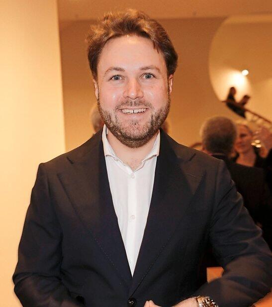 Der Filmemacher Daniel Harrich aus München ist bekannt für seine investigativen Recherchen und politischen Spielfilme.