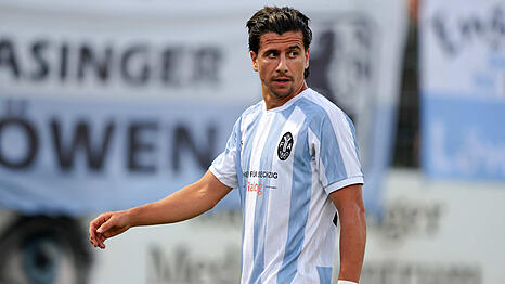 Spielmacher im Fokus: Die Auswechslung von Tunay Deniz in F&uuml;rth hat beim TSV 1860 eine Debatte &uuml;ber die Abh&auml;ngigkeit der L&ouml;wen von ihrem kreativen Kopf entfacht.