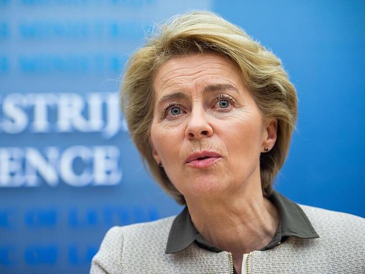 Ursula von der Leyen schließt eine atomare Nachrüstung in Europa nicht aus.