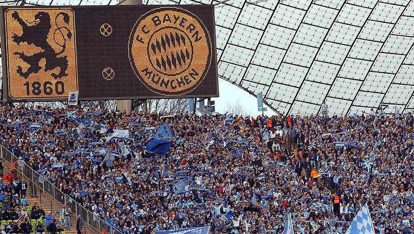 Comedian Simon Pearce erinnert sich gerne an die Stadtderbys im Olympiastadion. Comedian Simon Pearce erinnert sich gerne an die Stadtderbys im Olympiastadion.