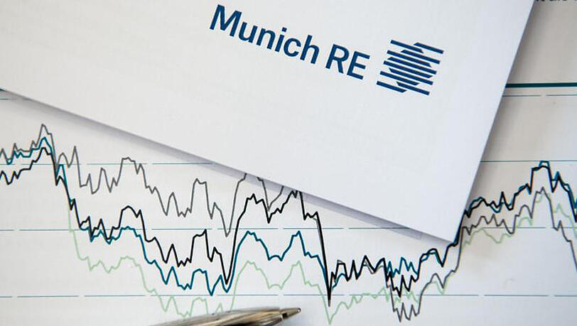 Europas Versicherer müssen die Öffentlichkeit erstmals darüber informieren, ob sie Extremereignissen wie massiven Kursturbulenzen an den Kapitalmärkten oder dramatischen Naturkatastrophen gewachsen sind. Europas Versicherer müssen die Öffentlichkeit erstmals darüber informieren, ob sie Extremereignissen wie massiven Kursturbulenzen an den Kapitalmärkten oder dramatischen Naturkatastrophen gewachsen sind.