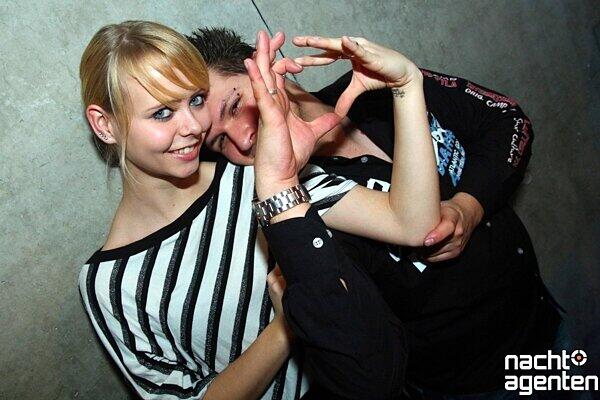 Viel los ist auch bei Chuckie Live im neuraum. Mehr Bilder von unter: www.nachtagenten.de