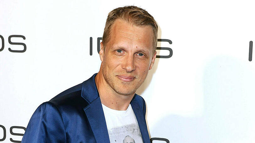 Oliver Pocher wischt gerne eins aus - nach diesem Video kann er auch wieder abwischen...
