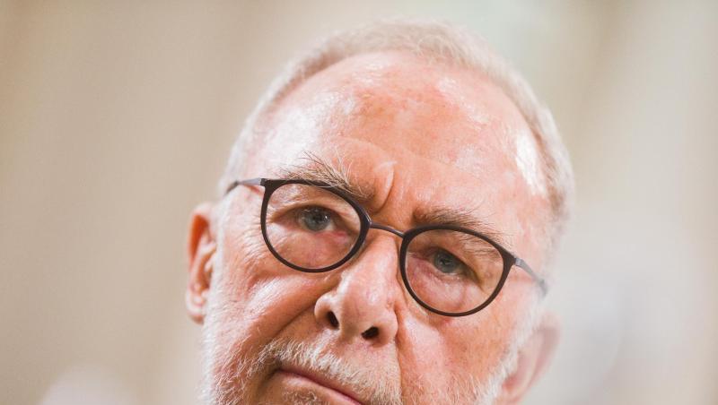 Angebliches Frühwerk: Gerhard Richter ist not amused. Angebliches Frühwerk: Gerhard Richter ist not amused.