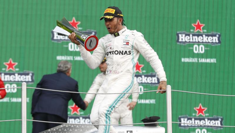 Machte in Mexiko einen großen Schritt Richtung WM-Titel: Mercedes-Pilto Lewis Hamilton. Machte in Mexiko einen großen Schritt Richtung WM-Titel: Mercedes-Pilto Lewis Hamilton.