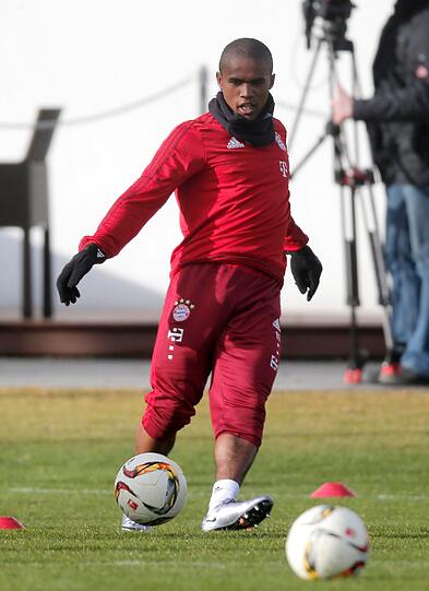 Bilder vom Abschlusstraining des FC Bayern vor dem Abflug nach Katar.