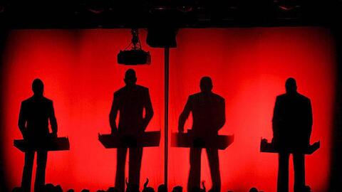 Die deutsche Band Kraftwerk beim 39. Montreux Jazz Festival 2005.