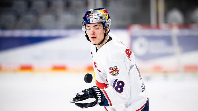 Zusätzliches Testspiel: der EHC um Justin Schütz.