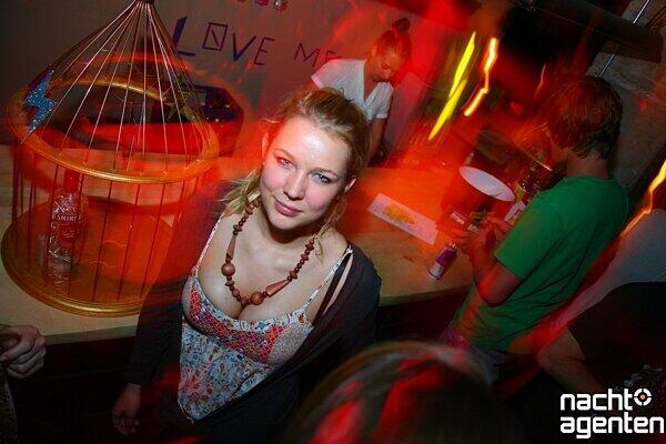 Im Yip Yab feierten die Studis bei "Looping Louie # Back in Town" den Beginn des Sommersemesters. Mehr Bilder unter: www.nachtagenten.de.