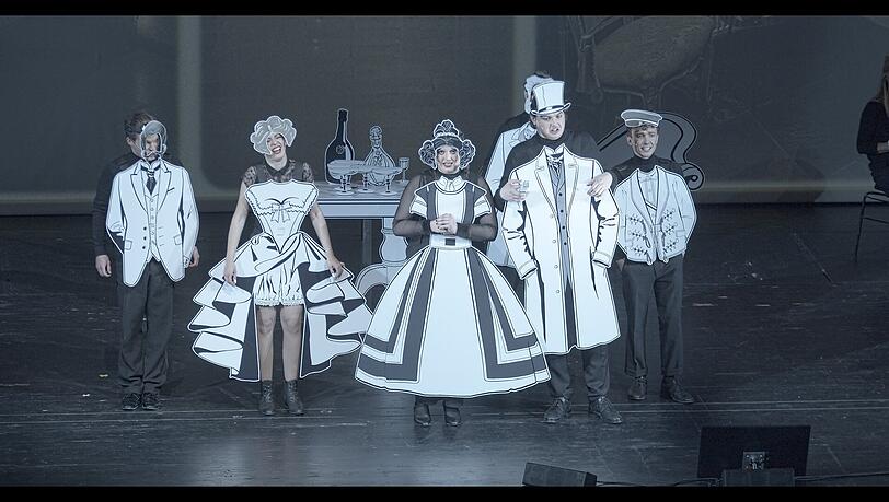 A saubere Bagage, die die Preu&szlig;en leimt: Luca Festner als Wachtmeister Zuriegel ist der korrupte Sittenw&auml;chter, Veronika Seghers als leichtes M&auml;dchen Zezi mit dem Preu&szlig;enpaar Florentine Schumacher und Emil Greiter in der Mitte. Rechts Markus &Uuml;cker als spontaner Fremdenf&uuml;hrer nud Revoluzzer.