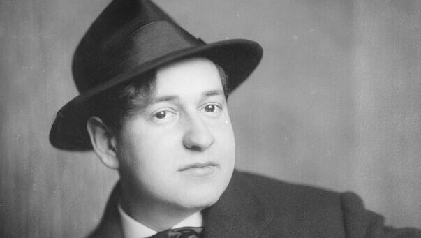 Erich Wolfgang Korngold, um 1916. Erich Wolfgang Korngold, um 1916.