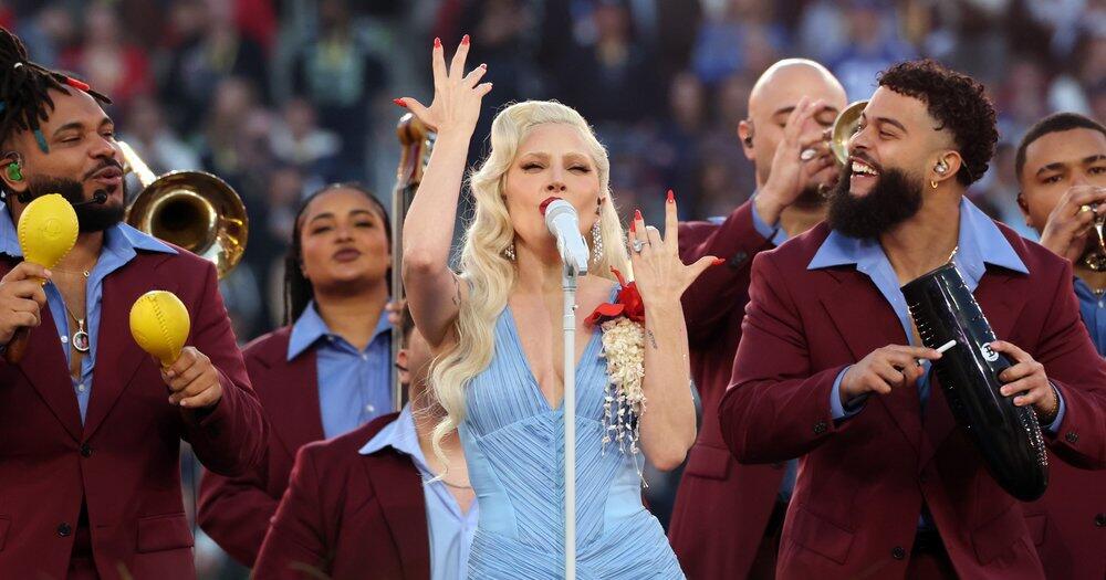 Lady-Gaga-schw-rmt-von-ihrem-Super-Bowl-Auftritt