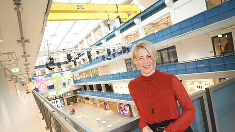 Katrin Habenschaden im HP8, dem Interims-Gasteig. Bei der Sanierung des großen Gasteigs in Haidhausen hatte sie deutlich weniger zu lachen.