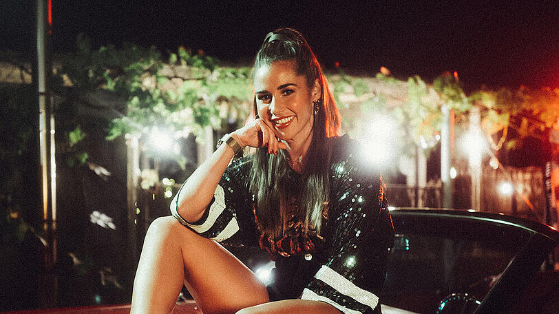 Sarah Lombardi präsentiert ihre neue Single "Zoom"