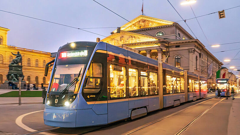 Die Tram 19 und die Nachttram 19 fahren am Samstag, 20. Dezember, ab Betriebsbeginn wieder auf ihrem regul&auml;ren Linienweg zwischen Berg am Laim und Pasing.	Foto: imago