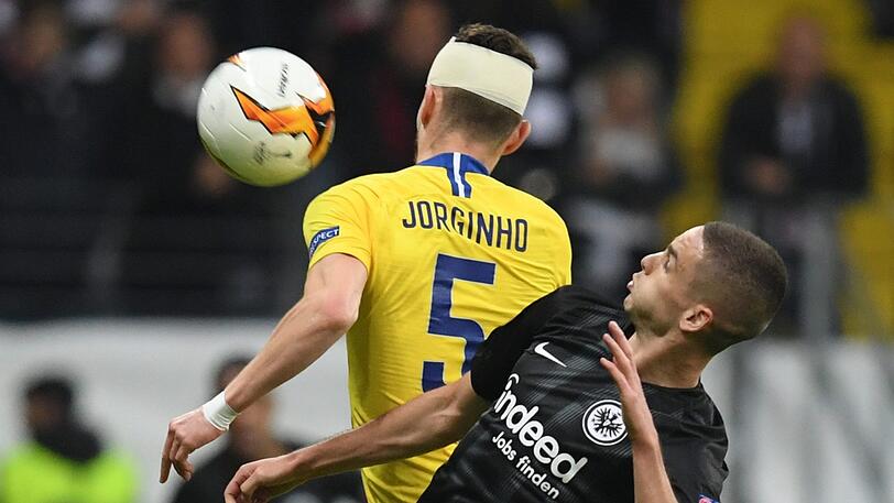 Frankfurt und Chelsea London trennen sich im Halbfinal-Hinspiel 1:1.