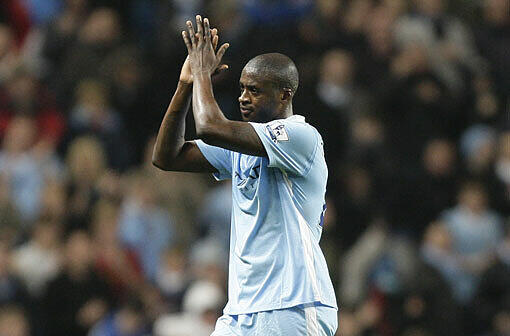 Manchester Citys Yaya Toure freut sich über den nächsten Kantersieg seines Teams.