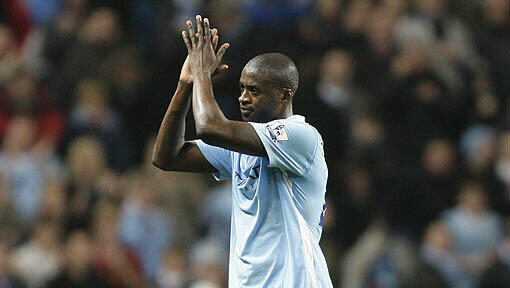 Manchester Citys Yaya Toure freut sich über den nächsten Kantersieg seines Teams. Manchester Citys Yaya Toure freut sich über den nächsten Kantersieg seines Teams.