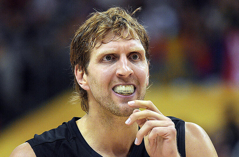 Der deutsche Basketball-Star Dirk Nowitzki zeigte sich geschockt von den Terroranschlägen.