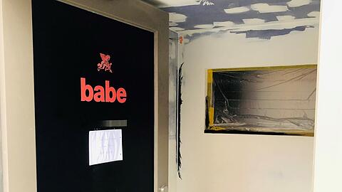 In der Müllerstraße: Babe.