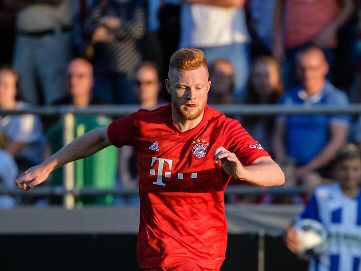 Paul Will in Aktion, hier beim Spiel gegen den FC Rottach-Egern. Foto: Matthias Balk/dpa/Archivbild