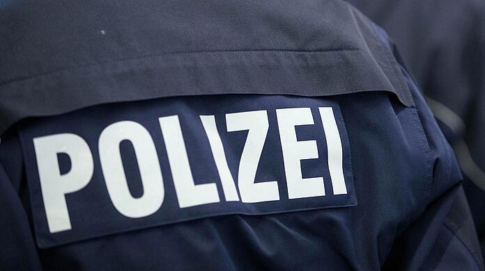 Die Polizei räumte die Partylocation. (Symbolbild)