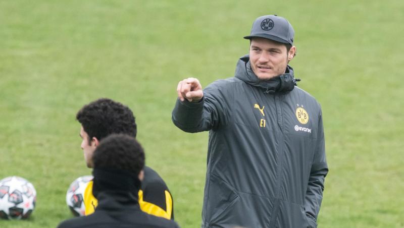 BVB-Trainer Edin Terzic bereitet sein Team auf das Rückspiel gegen den FC Sevilla vor.