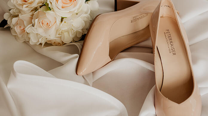 Für solch einen Tag braucht es den perfekten Schuh, diesen gibt es von Tretter, das Gewinnerpaar erhält Schuhe im Wert von 400 €.