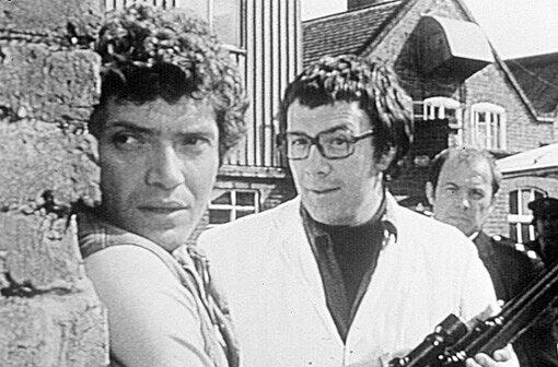 Mit der Serie "Die Profis" wurde Lewis Collins (r.) berühmt.