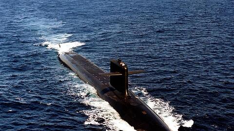 Das Archivfoto zeigt ein französisches Atom-U-Boot.