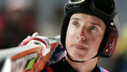 Michael Uhrmann und seine Kollegen hatten in Kuusamo endlich wieder Grund zu Feiern: Die deutschen Adler sprangen aufs Podest. Michael Uhrmann und seine Kollegen hatten in Kuusamo endlich wieder Grund zu Feiern: Die deutschen Adler sprangen aufs Podest.