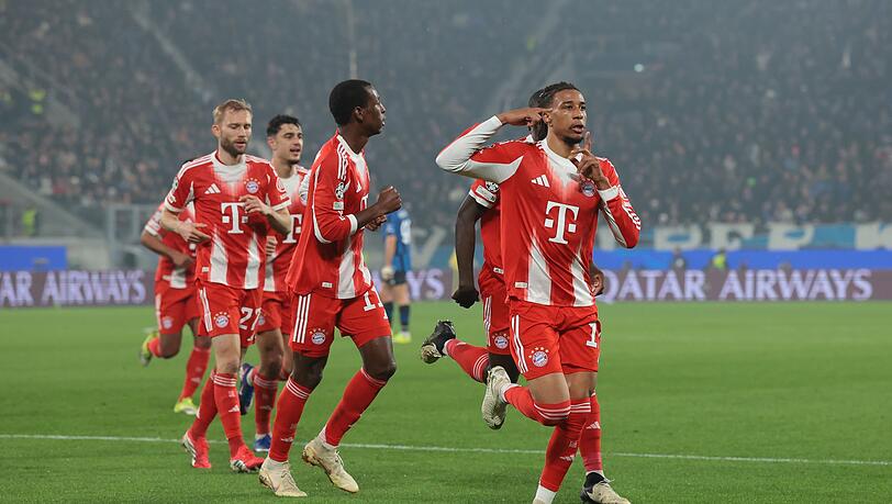 Der &uuml;berragende Michael Olise jubelt nach seinem Tor im Arjen-Robben-Stil.