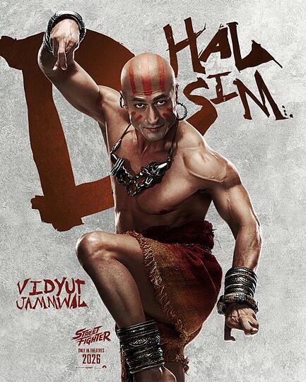 Bollywood-Star Vidyut Jammwal als Dhalsim. Bollywood-Star Vidyut Jammwal als Dhalsim.