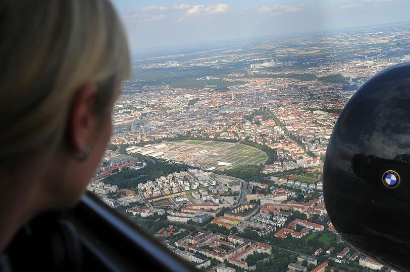 Cockpit, Panorama, lauter Motor: Die AZ hat sich auf einen Rundflug mit der alten Tante Ju begeben. Hier gibt's die spektkulären Bilder vom Flug