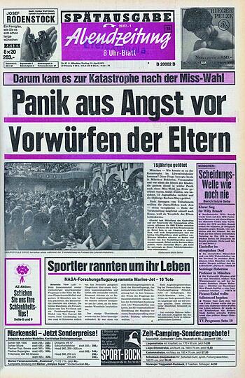 Rappelvoll: 3000 Teenager drängen sich am Abend der "Superdisco" und Miss-Wahl im Löwenbräukeller - 1200 mehr als erlaubt. Der AZ-Titel an einem der Tage nach dem Unglück.