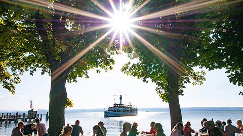 Sonnenplatz am Ammersee: Herrsching feiert in diesem Jahr 1250. Geburtstag. Erstmals erw&auml;hnt worden ist der Ort im Jahr 776.