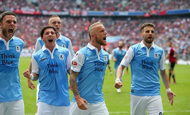 Die besten Bilder vom Löwen-Wahnsinn: der 2:1-Heimsieg des TSV 1860 gegen den 1. FC Nürnberg.